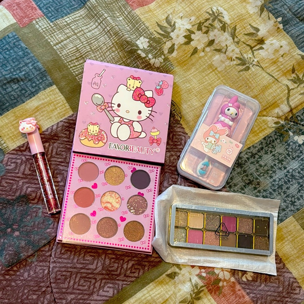 GREAT BUNDLE grab the chance first come first serve 🥳🛍️🤗